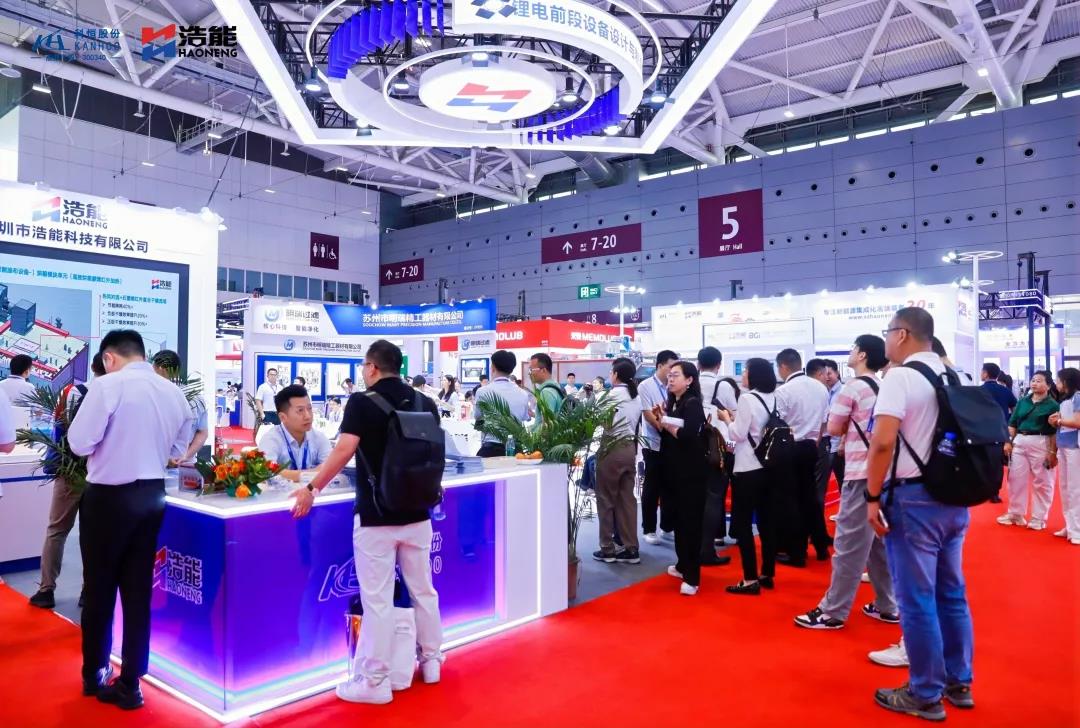 行業(yè)盛典.jpg 行業(yè)盛典.jpg